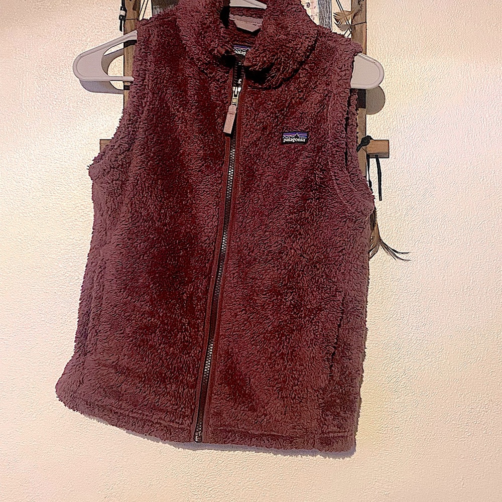 Size 14 kids Patagonia fleece zip up vest!